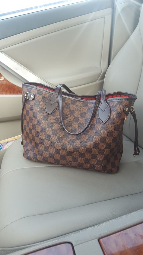 Toujours Tote