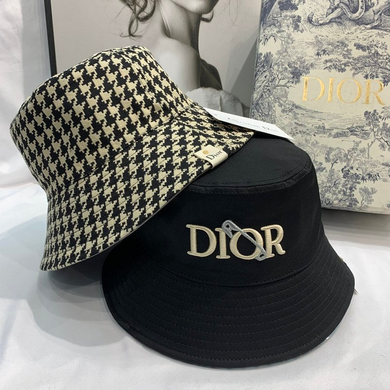 Enchanté Bucket